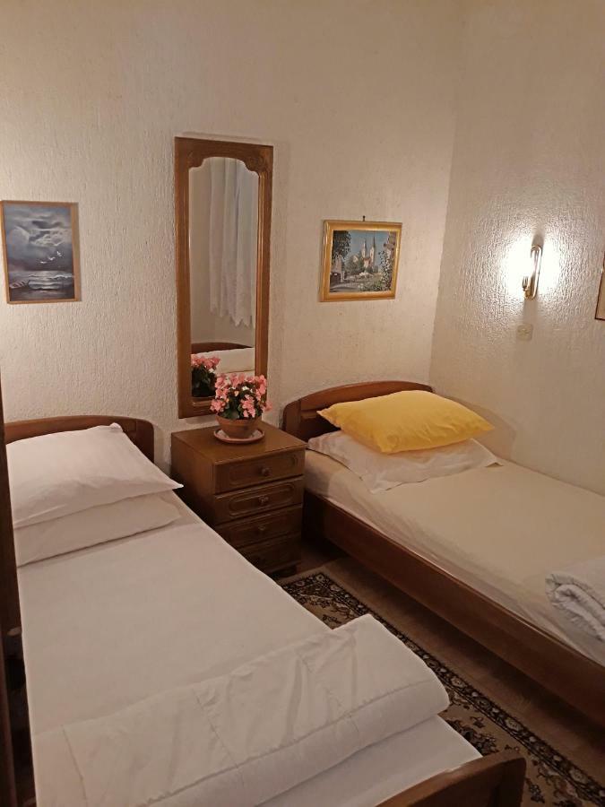 Beautiful Apartment Duska On The Beach Stanici Extérieur photo